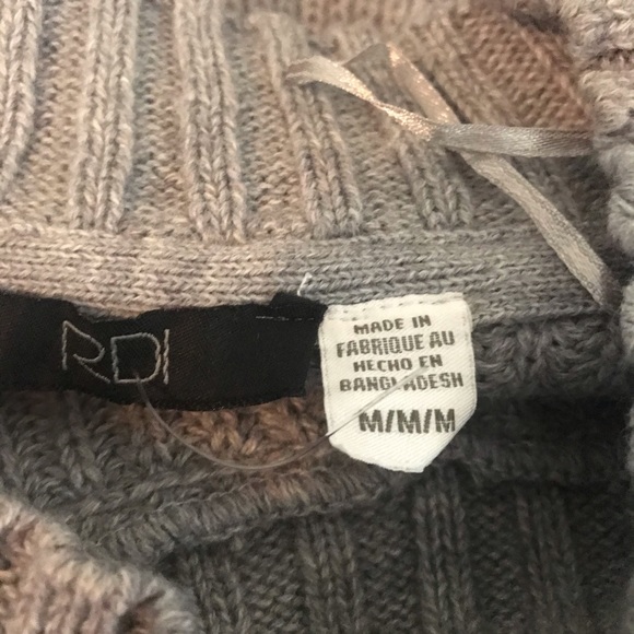 Long Sleeve Knit Sweater Dress - Picture 5 of 8